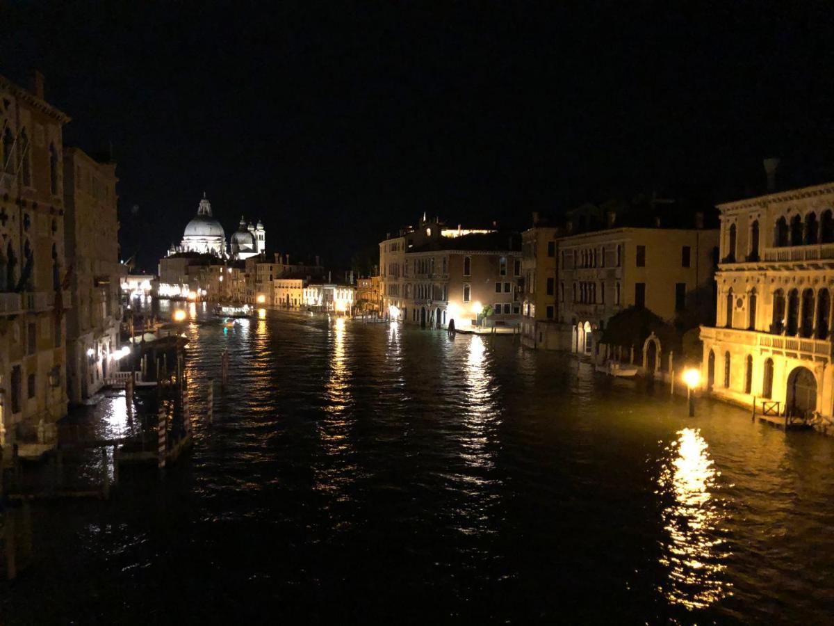 Casanova Flat Apartment Venice Luaran gambar